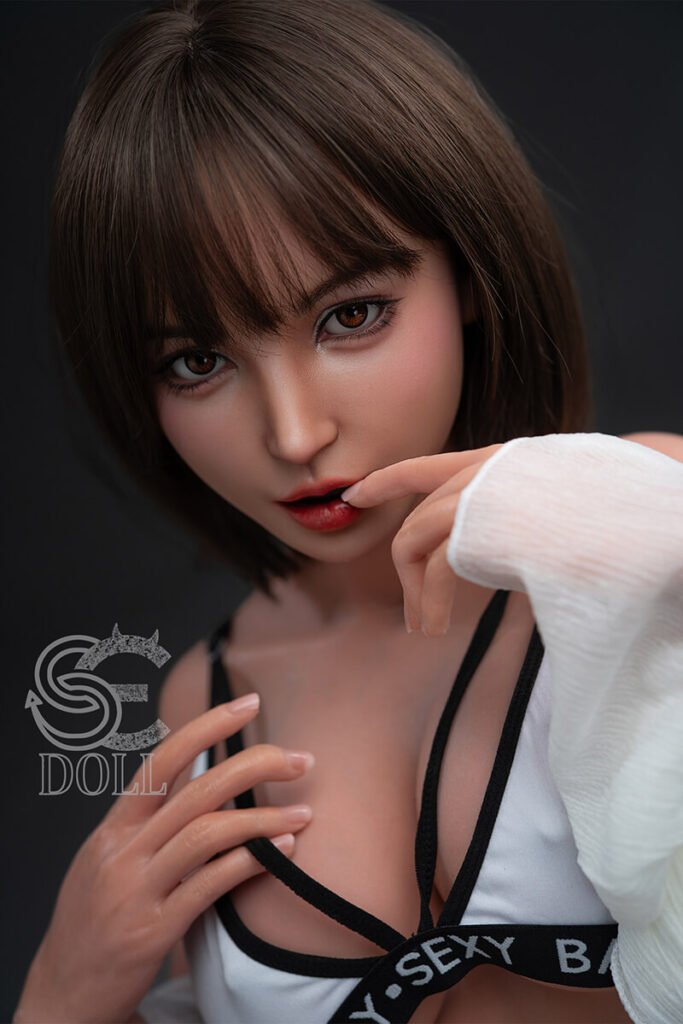 winola realistic sex doll