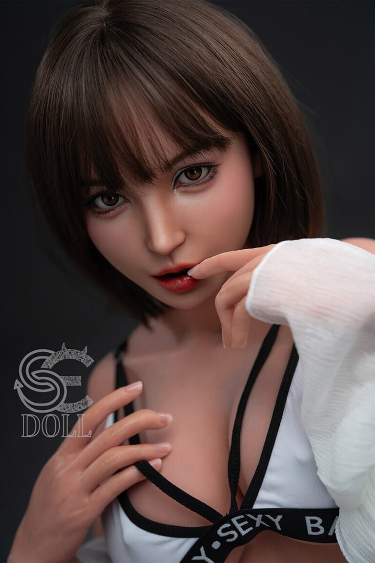 winola realistic sex doll