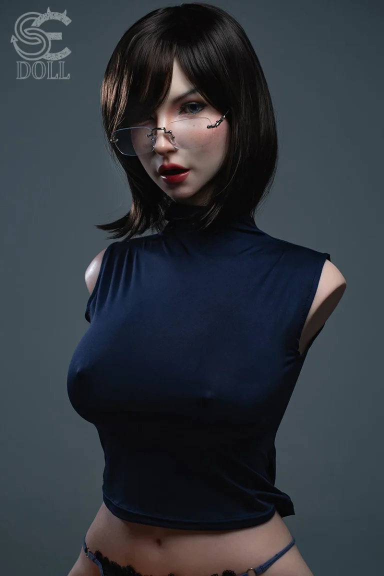 Zoe Silicone Torso SE Sex Doll
